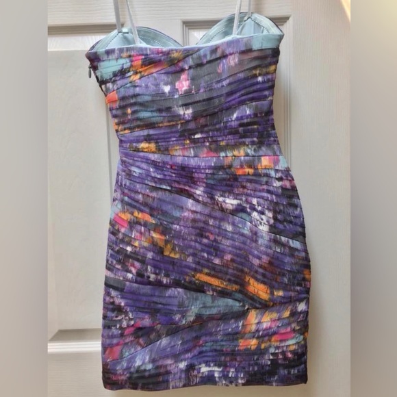 BCBGMaxAzria Rutched Dress Size 0 - Picture 4 of 8